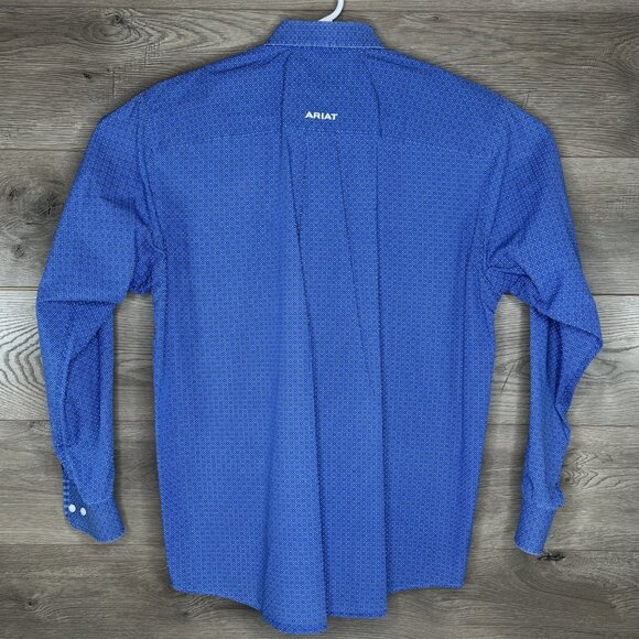 Ariat Button Down Blue Shirt Men's Medium Box Rose Pattern Long Sleeve Button Up - Picture 7 of 8